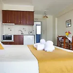 מלון דירות Olive Bay איה אפימיה