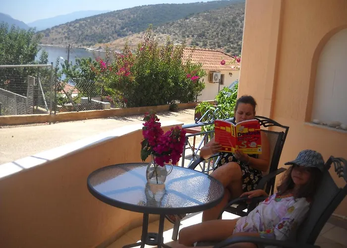 Olive Bay Aparthotel Agia Efimia