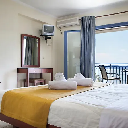 Olive Bay Lägenhetshotell Agia Efimia
